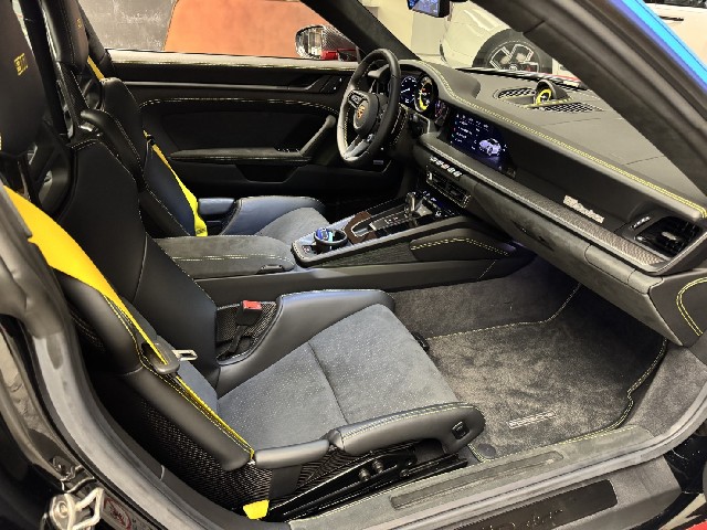 PORSCHE 911 2024 Image 37