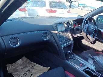 NISSAN GT-R 2008 Image 2