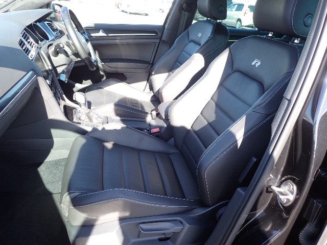 VOLKSWAGEN GOLF R 2016 Image 19