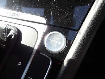 VOLKSWAGEN GOLF R 2016 Image 17