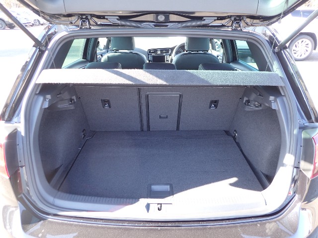 VOLKSWAGEN GOLF R 2016 Image 35