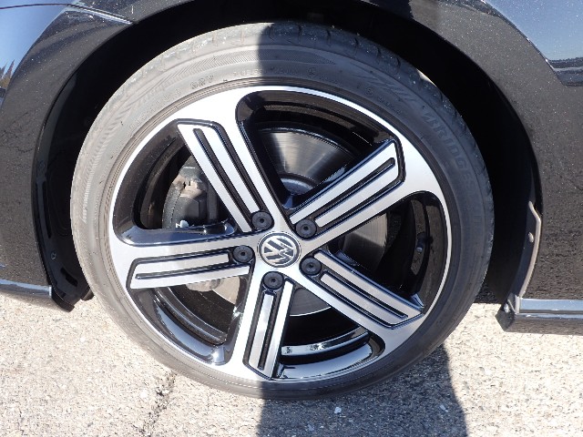 VOLKSWAGEN GOLF R 2016 Image 50