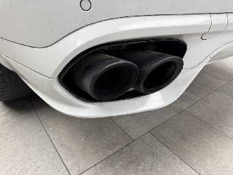 PORSCHE CAYENNE 2015 Image 17