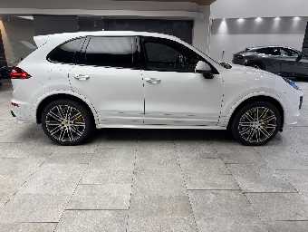 PORSCHE CAYENNE 2015 Image 4