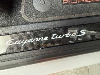 PORSCHE CAYENNE 2015 Image 35