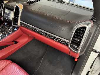 PORSCHE CAYENNE 2015 Image 36