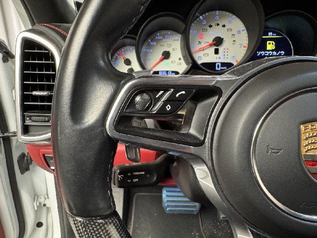 PORSCHE CAYENNE 2015 Image 46