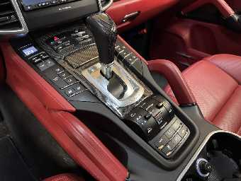 PORSCHE CAYENNE 2015 Image 45