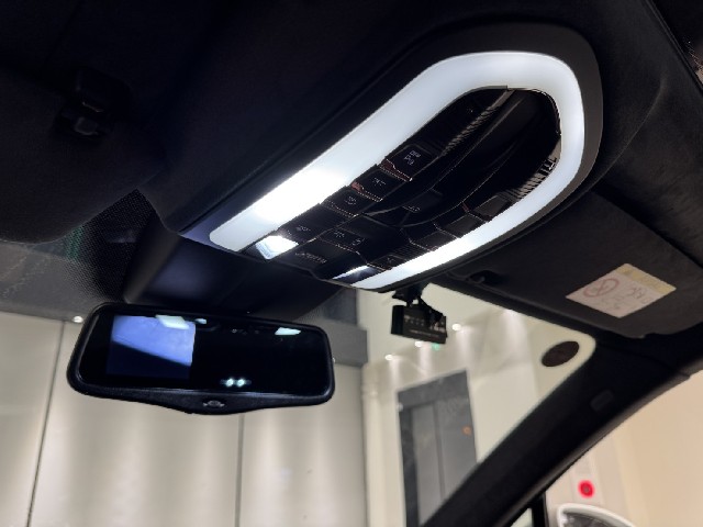 PORSCHE CAYENNE 2015 Image 54