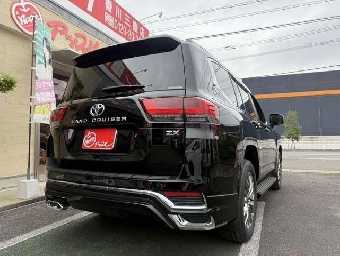 TOYOTA LAND CRUISER 2023 Image 2