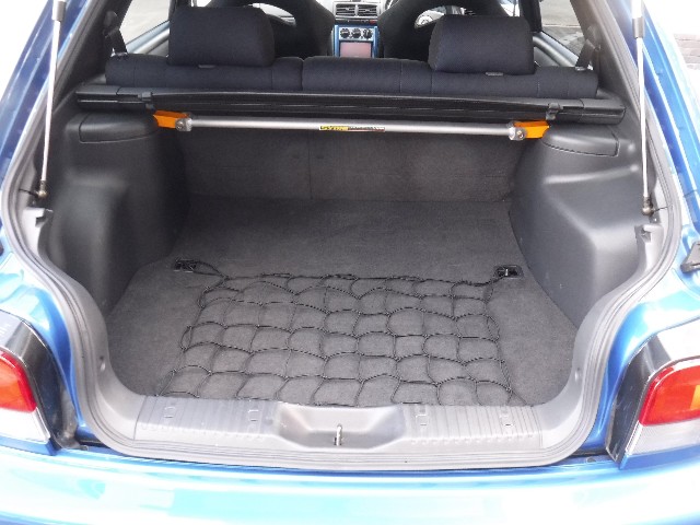 SUBARU IMPREZA SPORT 2000 Image 32