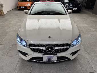 MERCEDES BENZ E CLASS 2018 Image 2