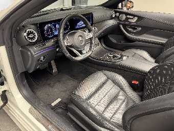 MERCEDES BENZ E CLASS 2018 Image 27