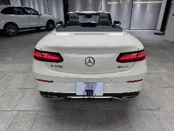 MERCEDES BENZ E CLASS 2018 Image 6