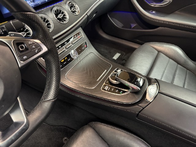MERCEDES BENZ E CLASS 2018 Image 62