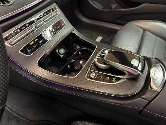 MERCEDES BENZ E CLASS 2018 Image 58