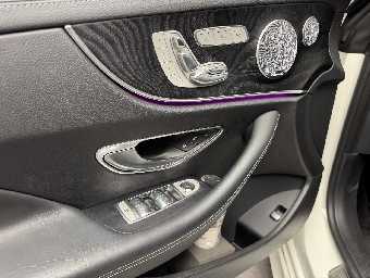 MERCEDES BENZ E CLASS 2018 Image 61