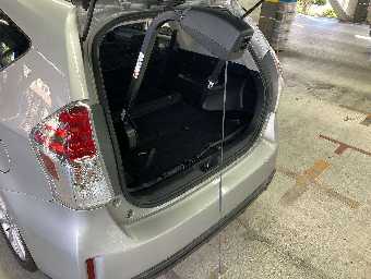 TOYOTA PRIUS ALPHA 2015 Image 9