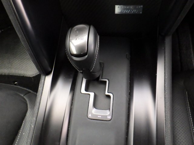 NISSAN GT-R 2013 Image 27