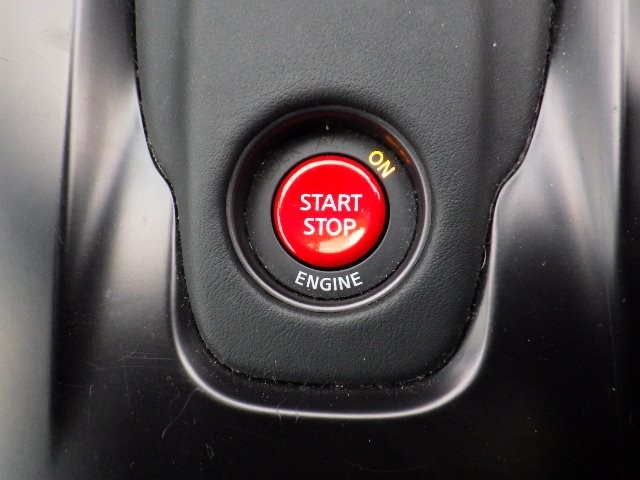 NISSAN GT-R 2013 Image 28