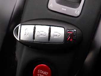 NISSAN GT-R 2013 Image 15