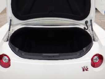 NISSAN GT-R 2013 Image 17