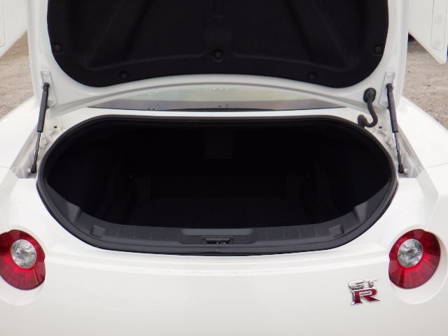 NISSAN GT-R 2013 Image 31