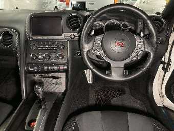 NISSAN GT-R 2013 Image 6