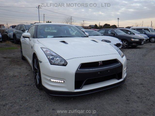 NISSAN GT-R 2013 Image 10