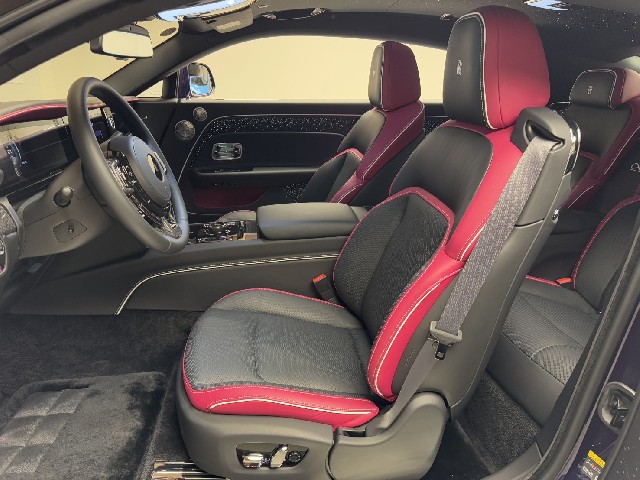 ROLLS ROYCE SPECTRE 2025 Image 20