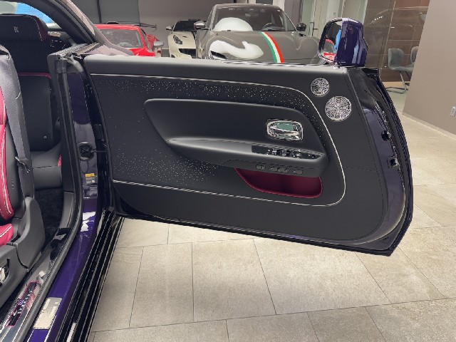 ROLLS ROYCE SPECTRE 2025 Image 22