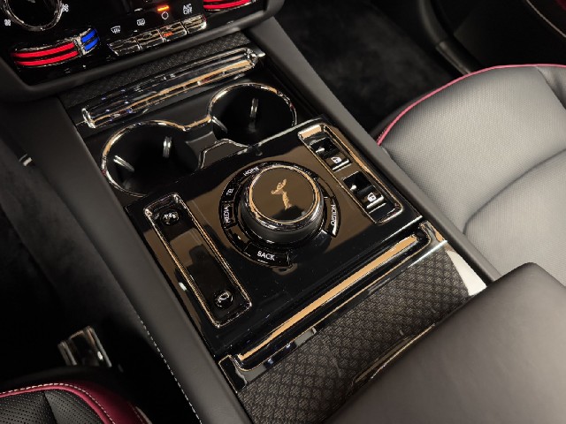 ROLLS ROYCE SPECTRE 2025 Image 48