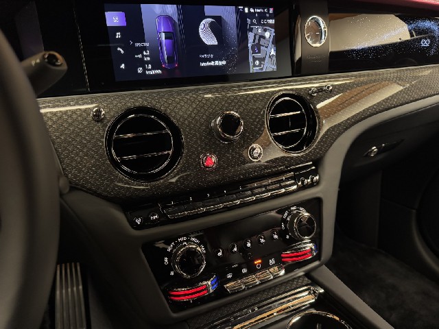 ROLLS ROYCE SPECTRE 2025 Image 49