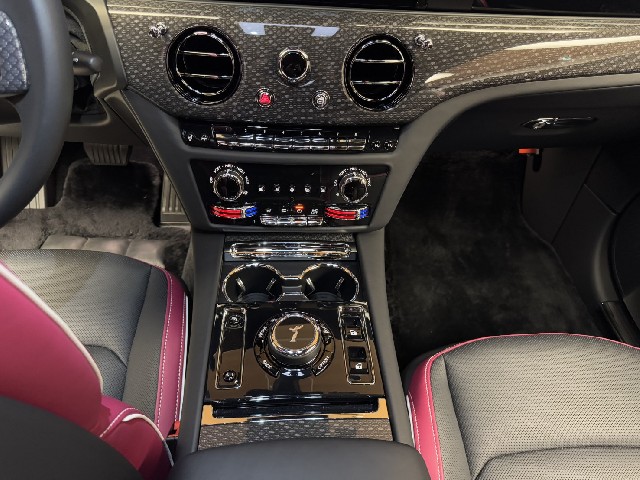 ROLLS ROYCE SPECTRE 2025 Image 71