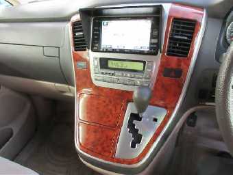 TOYOTA ALPHARD 2002 Image 14