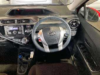 TOYOTA AQUA 2015 Image 7