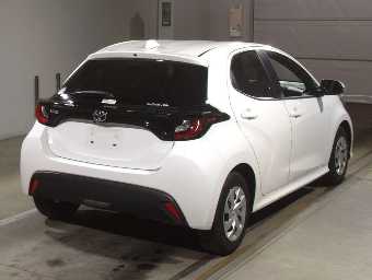 TOYOTA YARIS 2022 Image 2