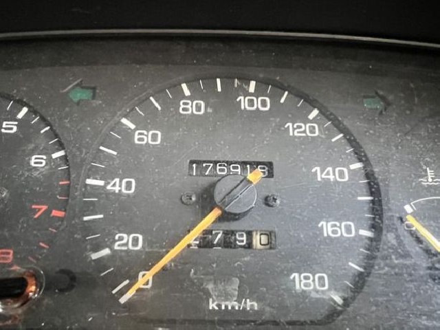 MAZDA BONGO FRIENDEE 1998 Image 21