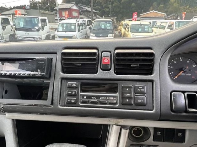 MAZDA BONGO FRIENDEE 1998 Image 23