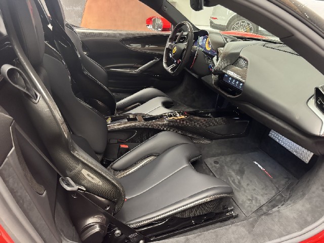 FERRARI SF90 STRADALE 2022 Image 32