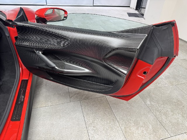 FERRARI SF90 STRADALE 2022 Image 35