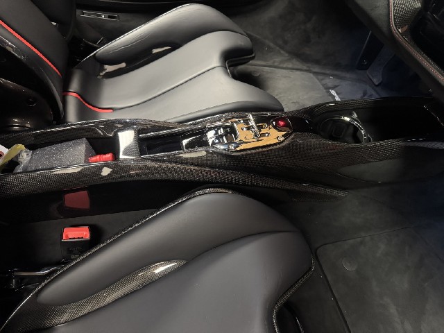 FERRARI SF90 STRADALE 2022 Image 37