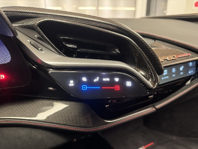 FERRARI SF90 STRADALE 2022 Image 46