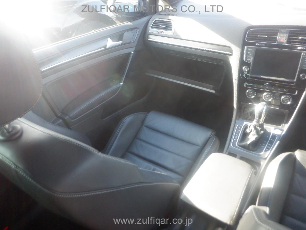 VOLKSWAGEN GOLF R 2015 Image 12