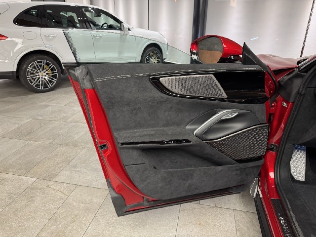 FERRARI PUROSANGUE 2025 Image 34