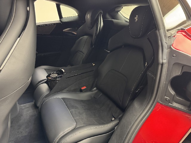 FERRARI PUROSANGUE 2025 Image 35