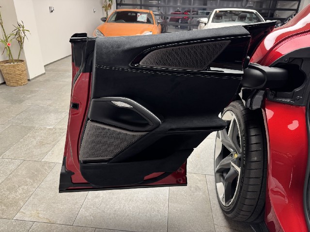 FERRARI PUROSANGUE 2025 Image 42