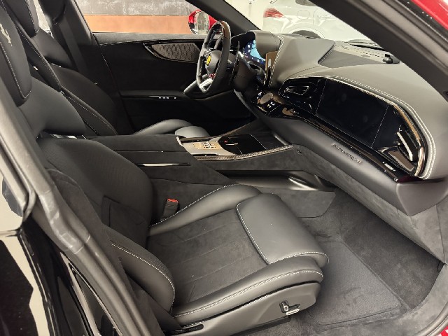 FERRARI PUROSANGUE 2025 Image 43