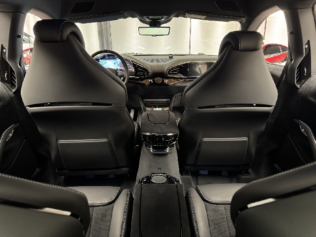 FERRARI PUROSANGUE 2025 Image 67