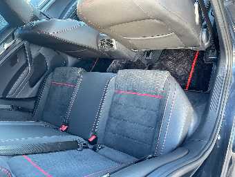 VOLKSWAGEN GOLF GTI 2017 Image 7